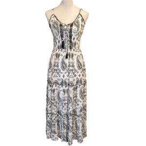 Black and White Sleeveless Spaghetti Strap Maxi Sundress